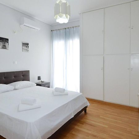 A Spacious Minimal Apatment At Chalandri Atena Exterior foto