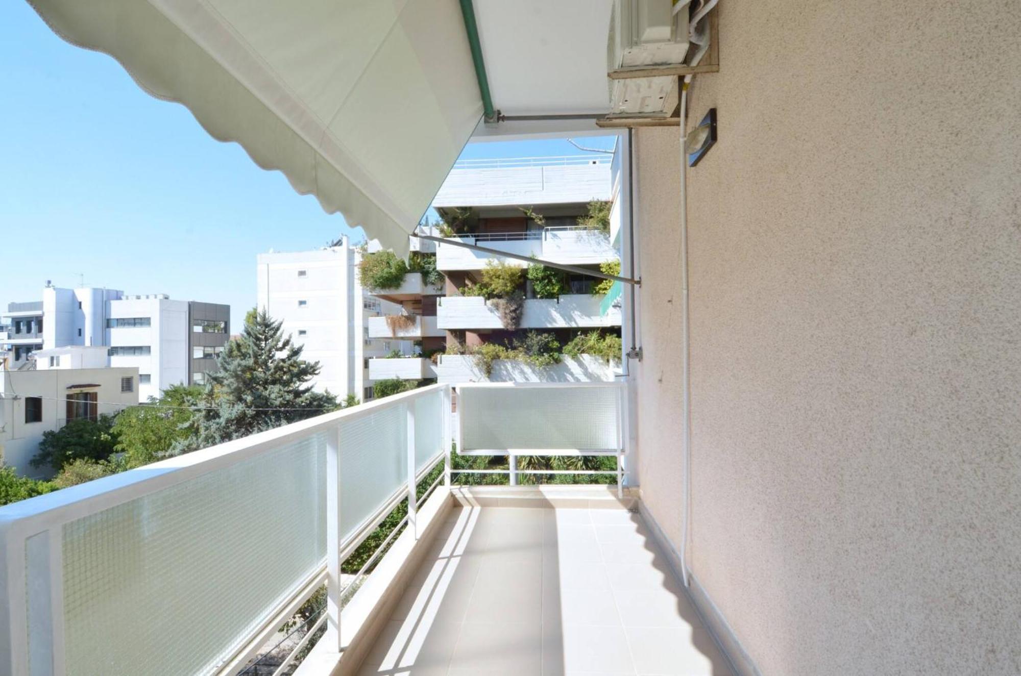 A Spacious Minimal Apatment At Chalandri Atena Exterior foto